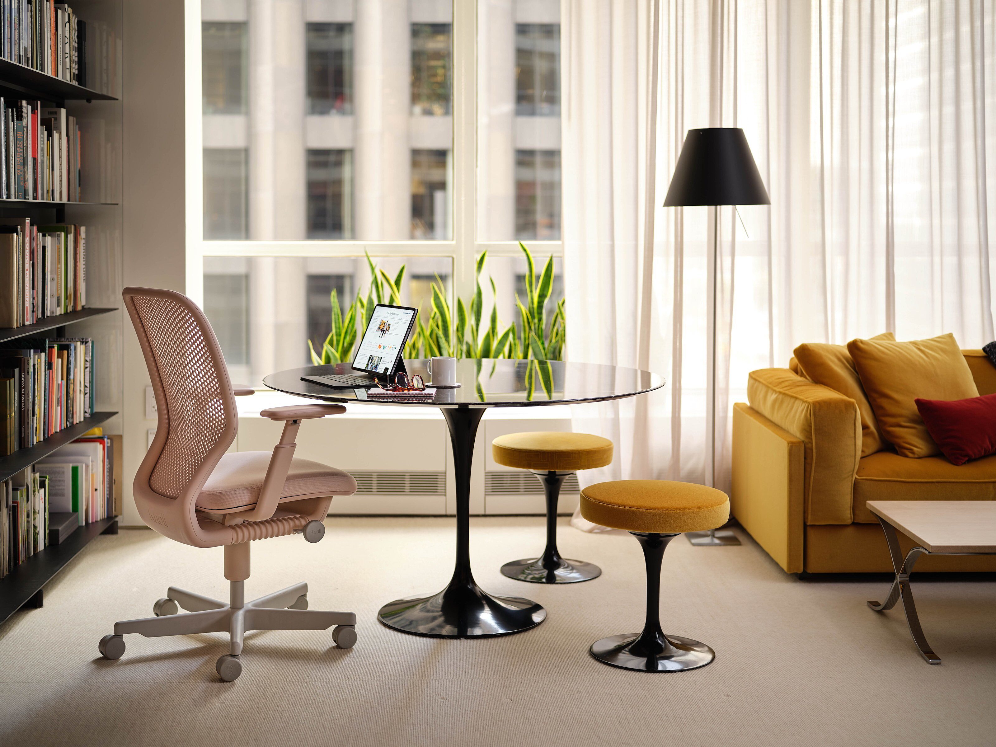 Knoll newson task chair environmental 01