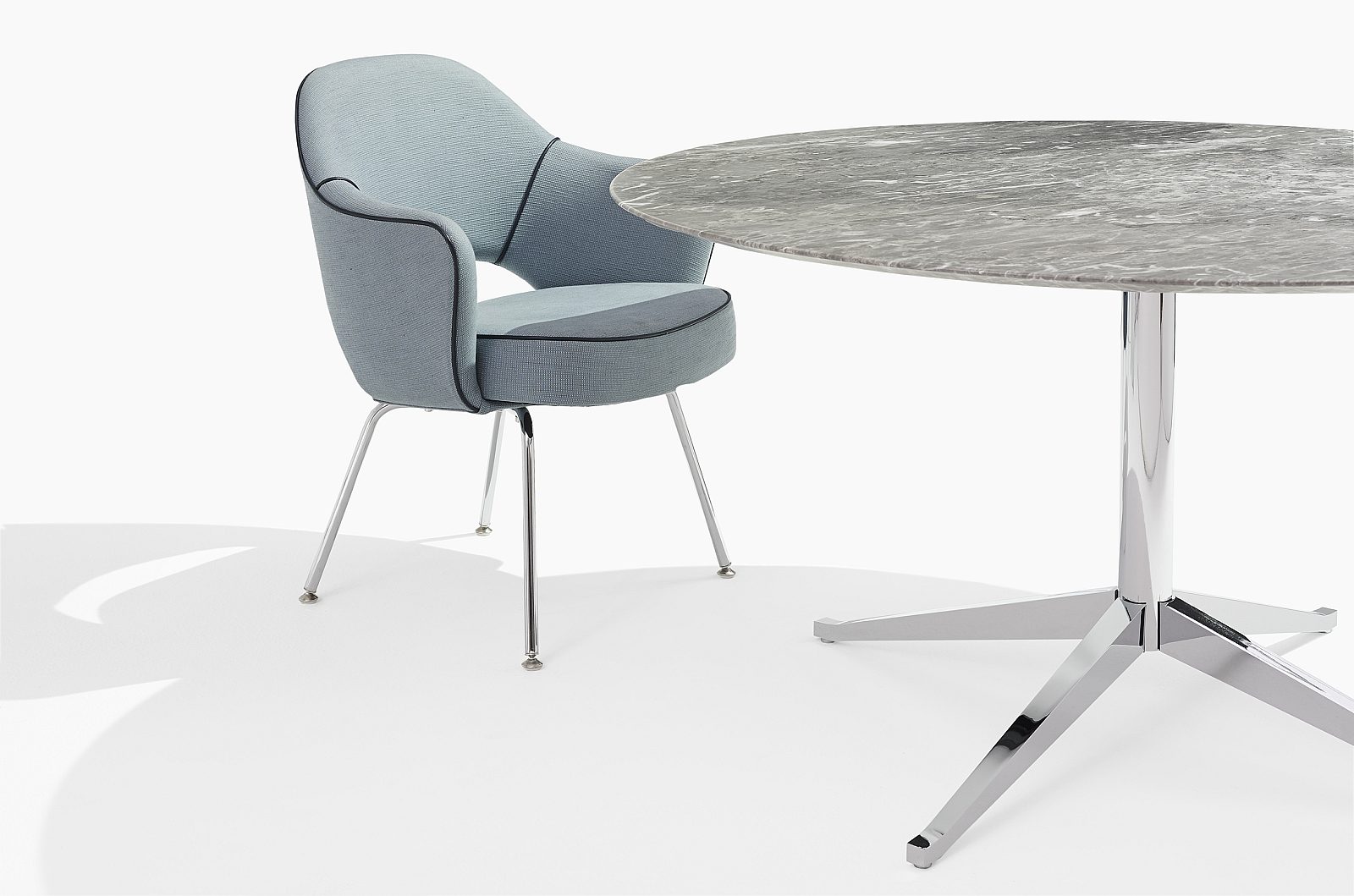 Knoll Saarinen Exe Armchair Tubeleg 04 seamless