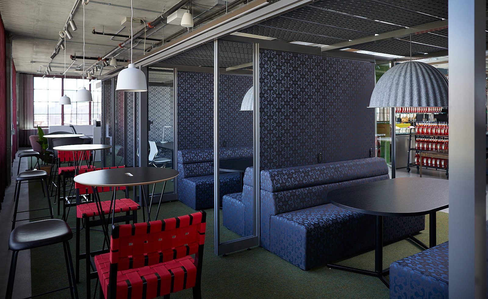 Knoll klounge 05 environmental
