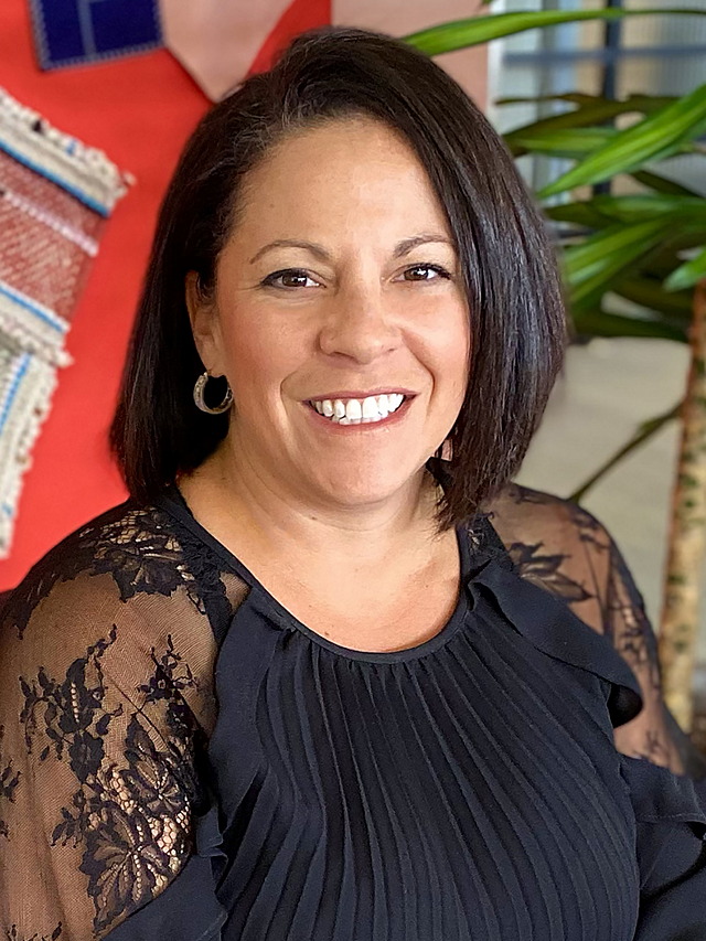Tara Lukrofka 748x996 web