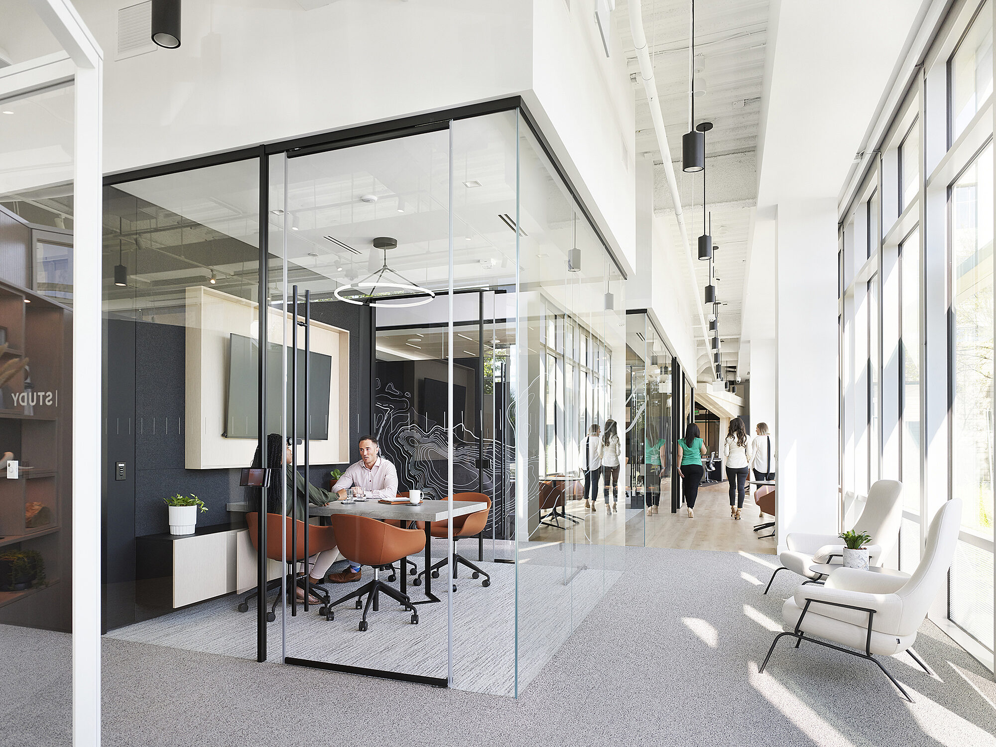 Small meeting space with DIRTT glass walls