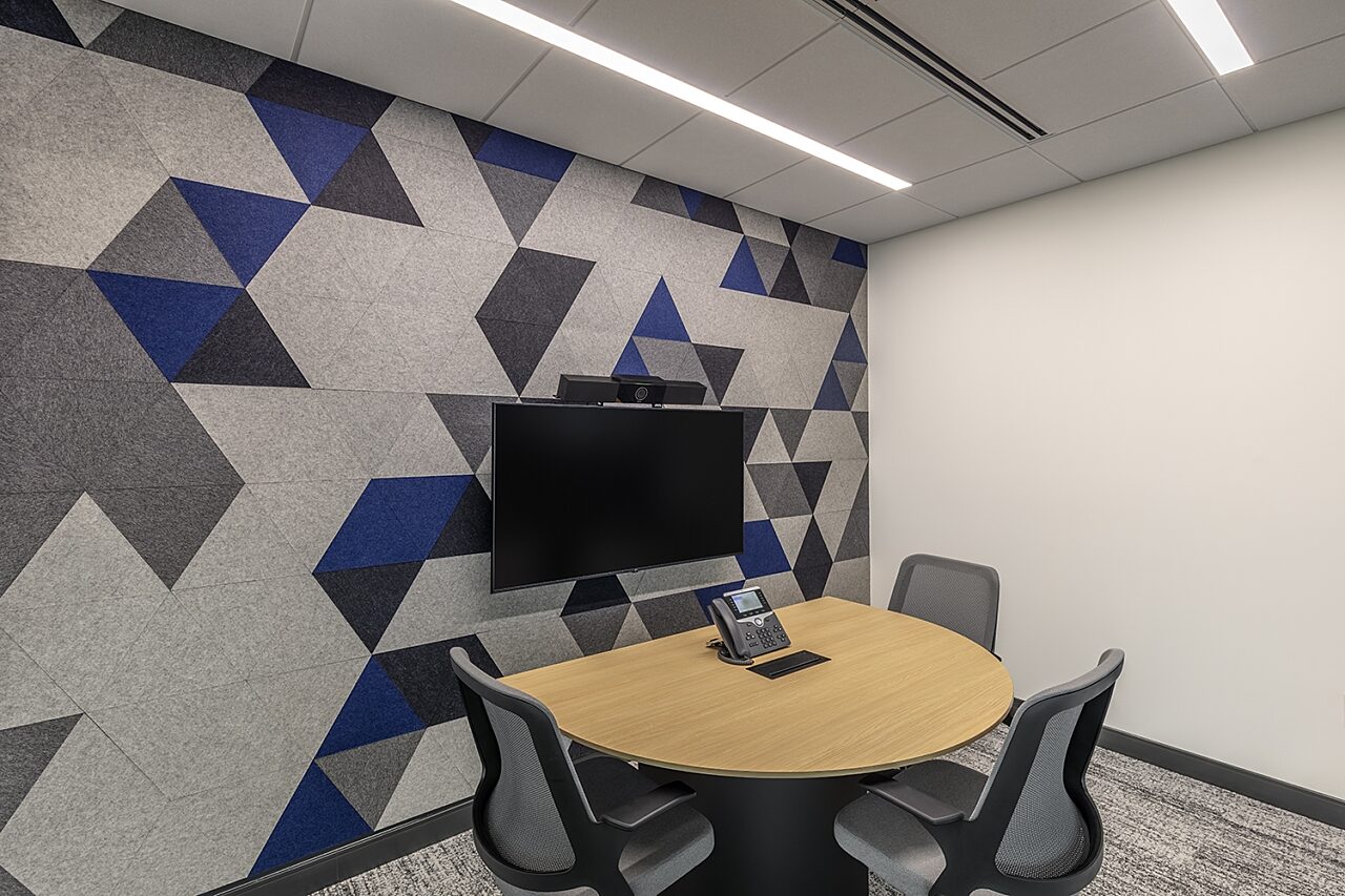 Newmark | Corporate Office | Collaborative Meeting Space | Phoenix, AZ