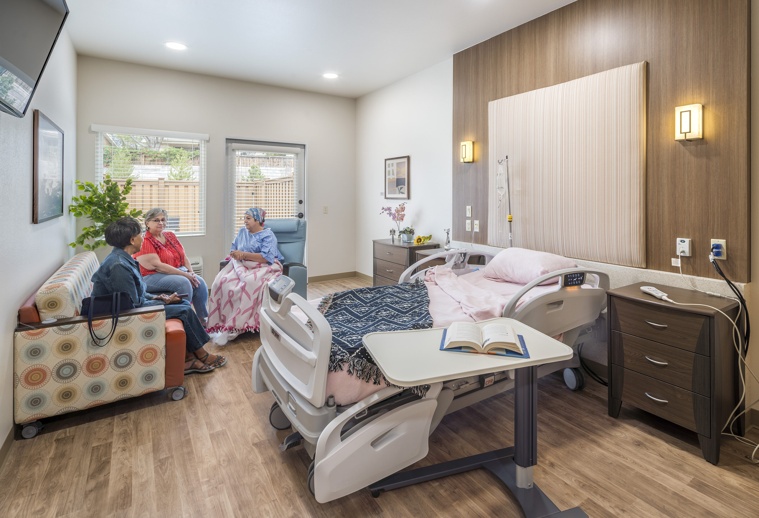 Presbyterian Health Services Robert Wertheim Hospice House | Healthcare | Patient Room | Albuquerque, NM