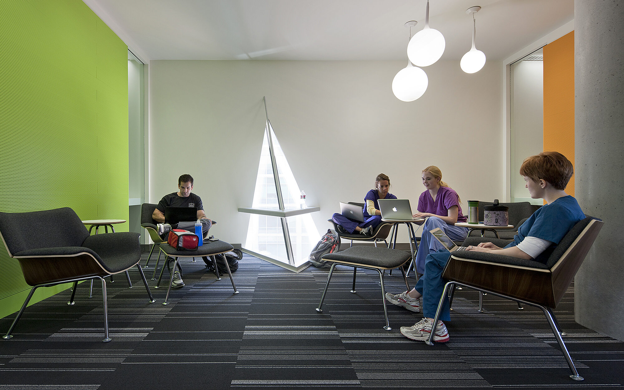 University of Arizona College of Medicine | Healthcare | Higher Ed | Collaborative Meeting Space | Phoenix, AZ